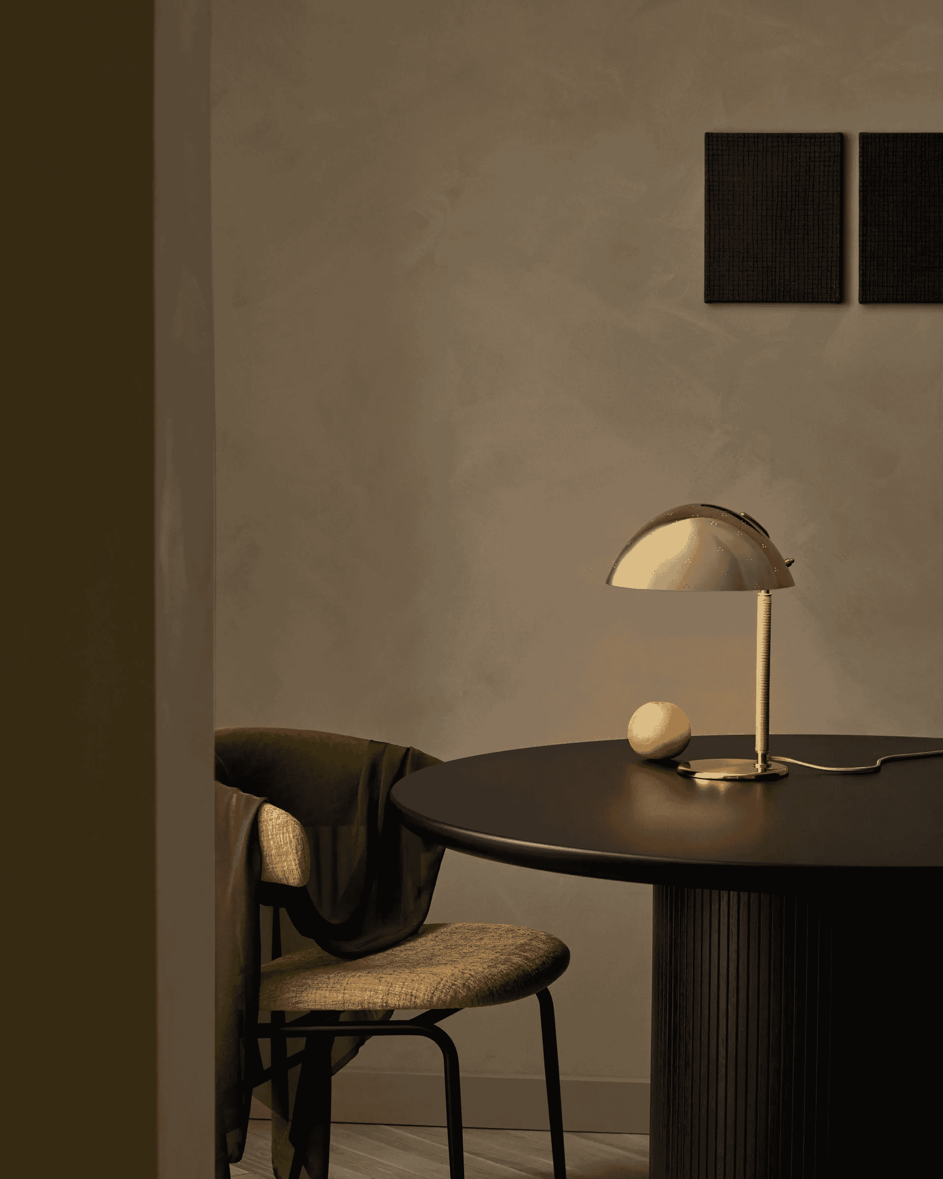 Paavo Tynell: 9209 Brass-rattan Table Lamp